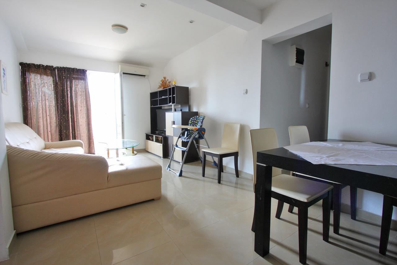 Apartmani Irena Petrovac المظهر الخارجي الصورة